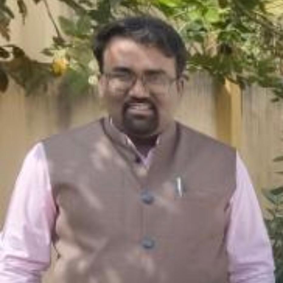 ಜಿಲ್ಲೆಯಲ್ಲಿಯೇ ಅತ್ಯುತ್ತಮ ಕೆಲಸಗಾರ ತಹಶೀಲ್ದಾರ್ ಶಿಕಾರಿಪುರ ಮಲ್ಲೇಶ್ ಬೀರಪ್ಪ ಪೂಜಾರ್