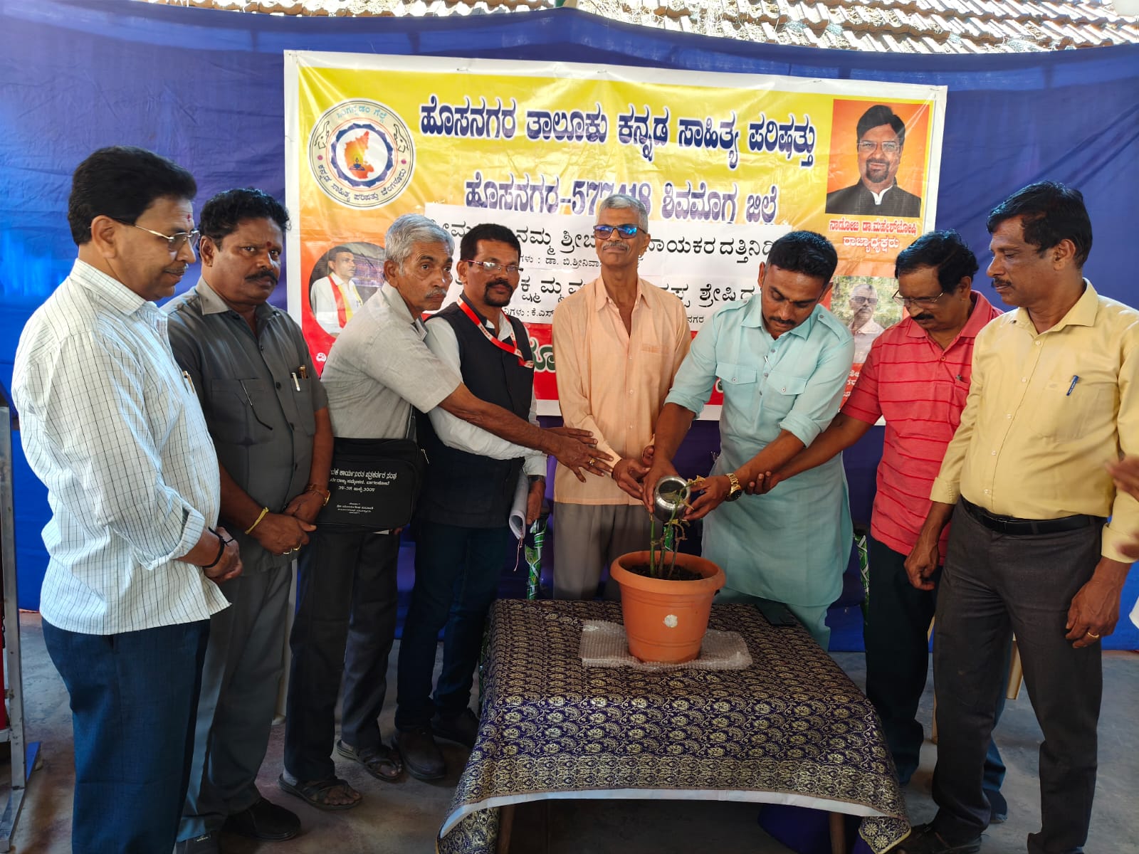 ಸಾಹಿತಿಗಳು ನಿರ್ಭಿತಿಯಿಂದ ಬರೆಯಬೇಕು  - ಡಾ. ಕೆ.ಜಿ. ವೆಂಕಟೇಶ್